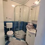 Neda Apartament *