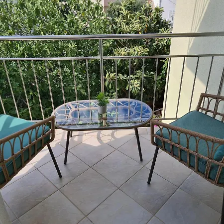 Neda Apartment