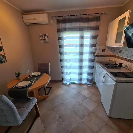 Neda Appartamento Vodice