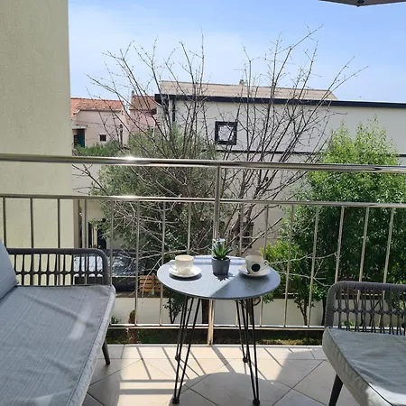 Neda Apartmán Vodice